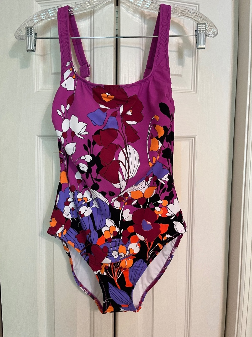 Gottex one piece swimsuit size 6